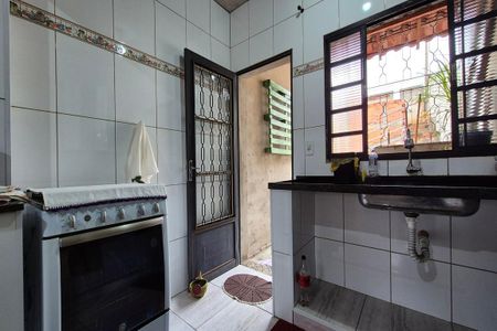 Casa para alugar com 250m², 3 quartos e 1 vagaCozinha 