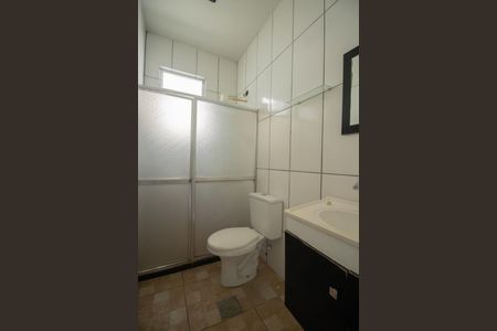 Casa para alugar com 85m², 2 quartos e 1 vaga Casa para alugar com 85m², 2 quartos e 1 vagaBanheiro