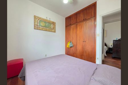 Quarto 2 de apartamento à venda com 3 quartos, 80m² em Sagrada Família, Belo Horizonte