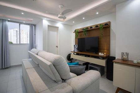 Apartamento à venda com 94m², 2 quartos e 1 vagaSala de estar 