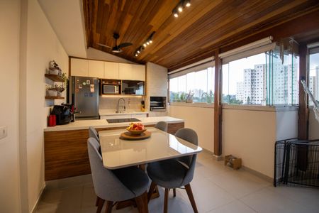 Apartamento à venda com 94m², 2 quartos e 1 vagaCozinha 