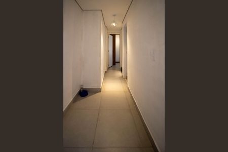 Apartamento à venda com 94m², 2 quartos e 1 vagaCorredor 