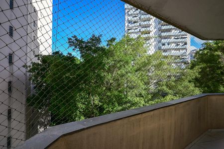 Apartamento à venda com 120m², 3 quartos e 2 vagasVaranda do Quarto 1