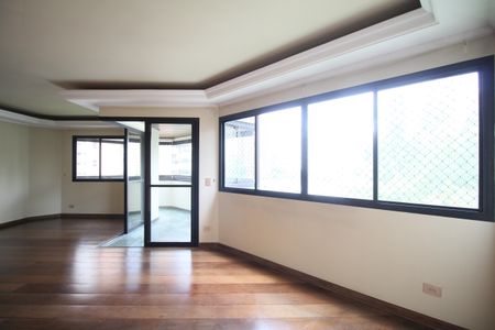 Apartamento para alugar com 3 quartos, 200m² em Vila Andrade, São Paulo