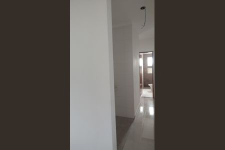 Corredor de casa à venda com 4 quartos, 193m² em Jardim Las Vegas, São Bernardo do Campo