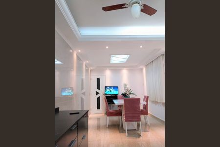 Casa à venda com 4 quartos, 193m² em Jardim Las Vegas, São Bernardo do Campo