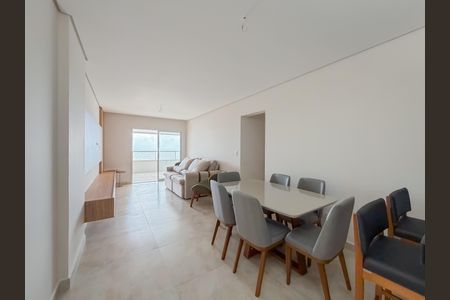 Apartamento para alugar com 3 quartos, 116m² em Vilamar, Praia Grande