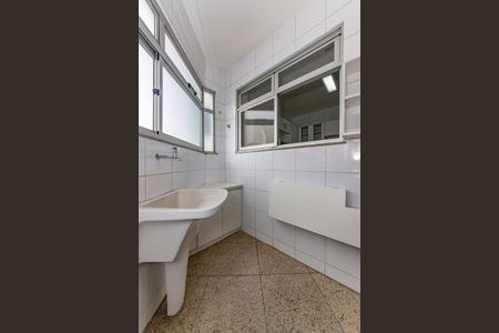 Apartamento à venda com 102m², 3 quartos e 2 vagas Apartamento à venda com 102m², 3 quartos e 2 vagasÁrea de Serviço
