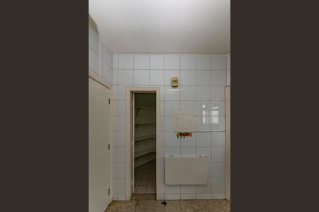 Apartamento à venda com 102m², 3 quartos e 2 vagas Apartamento à venda com 102m², 3 quartos e 2 vagasDespensa