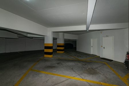 Apartamento à venda com 102m², 3 quartos e 2 vagas Apartamento à venda com 102m², 3 quartos e 2 vagasGaragem