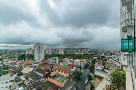 Varanda de apartamento à venda com 3 quartos, 102m² em Alto Caiçaras, Belo Horizonte