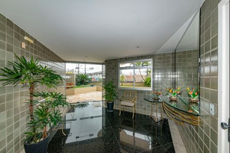 Apartamento à venda com 102m², 3 quartos e 2 vagas Apartamento à venda com 102m², 3 quartos e 2 vagasHall de entrada