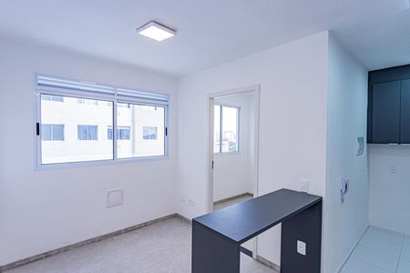 Apartamento para alugar com 35m², 2 quartos e sem vaga Apartamento para alugar com 35m², 2 quartos e sem vagaSala, cozinha e área de serviço