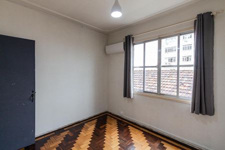 Quarto 1 de apartamento para alugar com 2 quartos, 82m² em Cidade Baixa, Porto Alegre