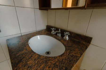 Casa para alugar com 158m², 5 quartos e 1 vaga Casa para alugar com 158m², 5 quartos e 1 vagaBanheiro