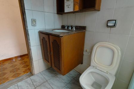 Casa para alugar com 158m², 5 quartos e 1 vaga Casa para alugar com 158m², 5 quartos e 1 vagaBanheiro