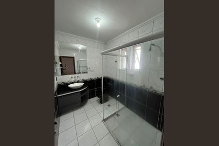 Casa para alugar com 300m², 4 quartos e 3 vagasBanheiro