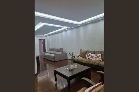 Casa à venda com 4 quartos, 222m² em Anchieta, São Bernardo do Campo