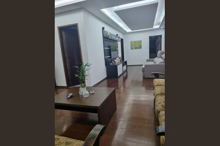 Casa à venda com 4 quartos, 222m² em Anchieta, São Bernardo do Campo