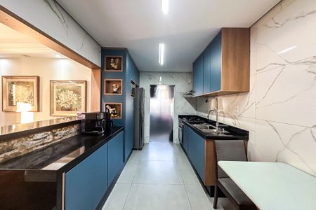 Apartamento à venda com 123m², 4 quartos e 2 vagasCozinha
