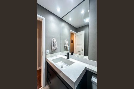 Apartamento à venda com 123m², 4 quartos e 2 vagasBanheiro