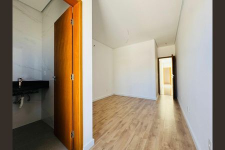 Casa à venda com 3 quartos, 135m² em Campo Grande, São Paulo