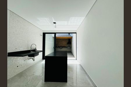 Casa à venda com 135m², 3 quartos e 2 vagas