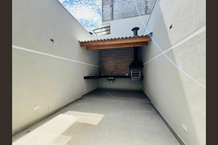 Casa à venda com 135m², 3 quartos e 2 vagas