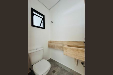 Casa à venda com 135m², 3 quartos e 2 vagas