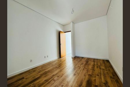 Casa à venda com 3 quartos, 135m² em Campo Grande, São Paulo