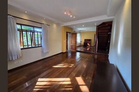 Casa à venda com 4 quartos, 170m² em Butantã, São Paulo