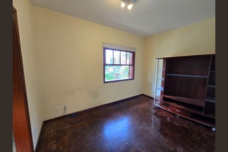 Casa à venda com 4 quartos, 170m² em Butantã, São Paulo