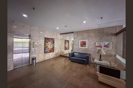 Apartamento para alugar com 76m², 1 quarto e 1 vaga