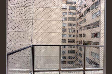 Apartamento para alugar com 76m², 1 quarto e 1 vaga