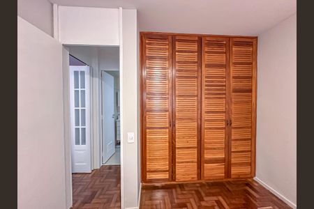 Apartamento para alugar com 76m², 1 quarto e 1 vaga