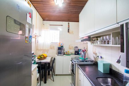 Apartamento à venda com 54m², 2 quartos e 1 vagaCozinha e Área de Serviço