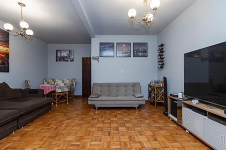 Casa à venda com 149m², 3 quartos e 2 vagasSala