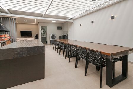 Casa à venda com 149m², 3 quartos e 2 vagasQuintal