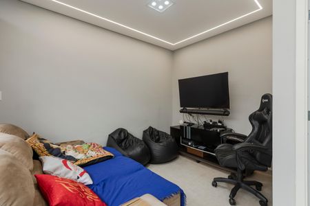 Casa à venda com 149m², 3 quartos e 2 vagasQuintal