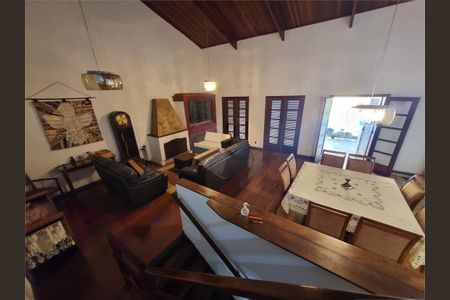 Casa à venda com 4 quartos, 350m² em City América, São Paulo