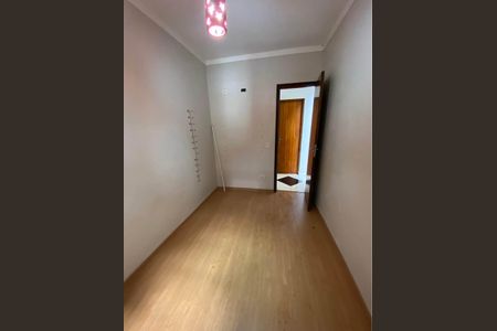 Casa para alugar com 3 quartos, 126m² em Jardim Emília, Poá