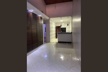 Casa para alugar com 3 quartos, 126m² em Jardim Emília, Poá