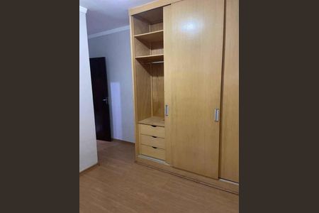 Casa para alugar com 3 quartos, 126m² em Jardim Emília, Poá