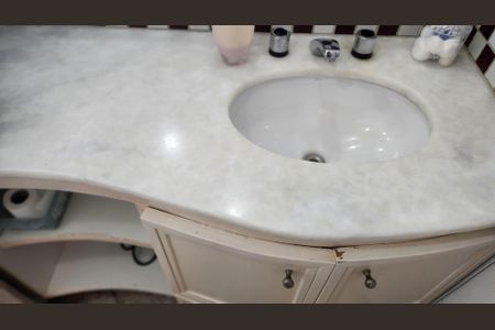 Apartamento para alugar com 186m², 4 quartos e 3 vagasBanheiro Suíte quarto 3