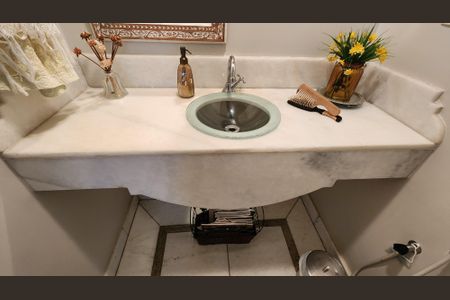 Apartamento para alugar com 186m², 4 quartos e 3 vagasLavabo 