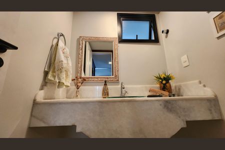 Apartamento para alugar com 186m², 4 quartos e 3 vagasLavabo 