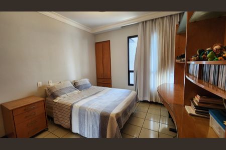 Apartamento para alugar com 186m², 4 quartos e 3 vagasQuarto 2