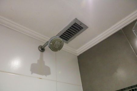 Apartamento à venda com 68m², 3 quartos e 1 vaga Apartamento à venda com 68m², 3 quartos e 1 vagaBanheiro Social