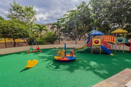 Apartamento à venda com 68m², 3 quartos e 1 vaga Apartamento à venda com 68m², 3 quartos e 1 vagaÁrea comum - Playground