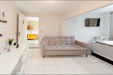 Casa à venda com 303m², 3 quartos e 2 vagasQuarto de serviço 2